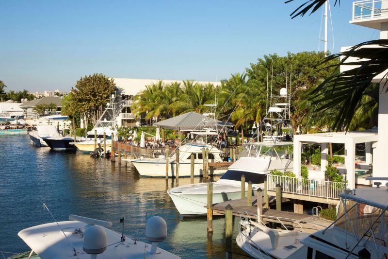 HILTON FORT LAUDERDALE MARINA 4*
