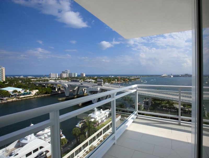 HILTON FORT LAUDERDALE MARINA 4*
