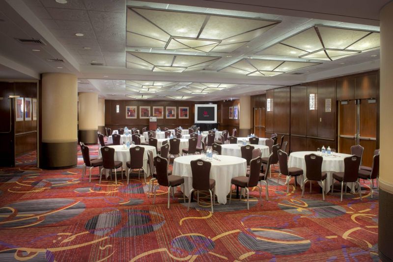 NEW YORK MARRIOTT MARQUIS 5*