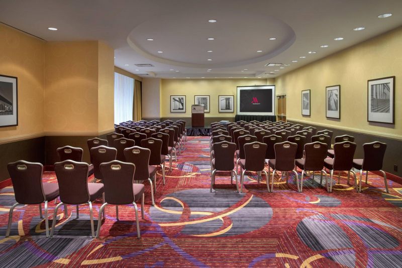 NEW YORK MARRIOTT MARQUIS 5*