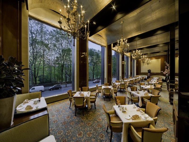 PARK LANE 4*