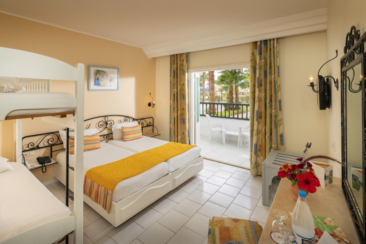 HOUDA GOLF BEACH & AQUAPARK 3*