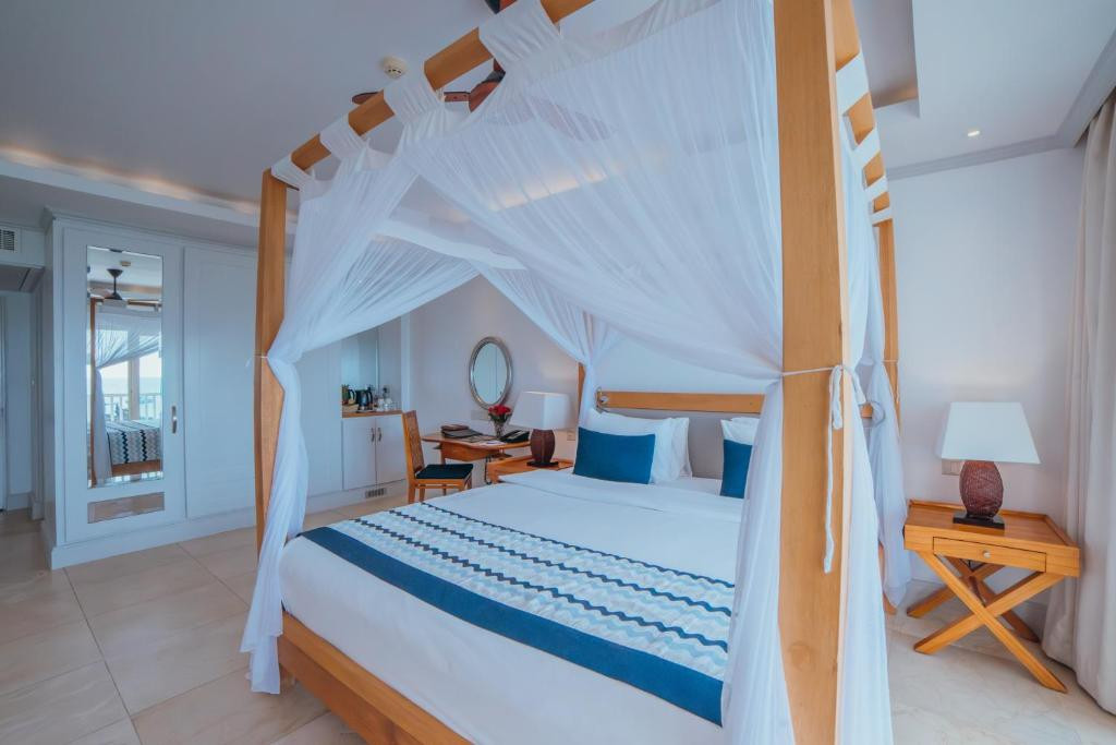 HEMINGWAYS WATAMU 5*