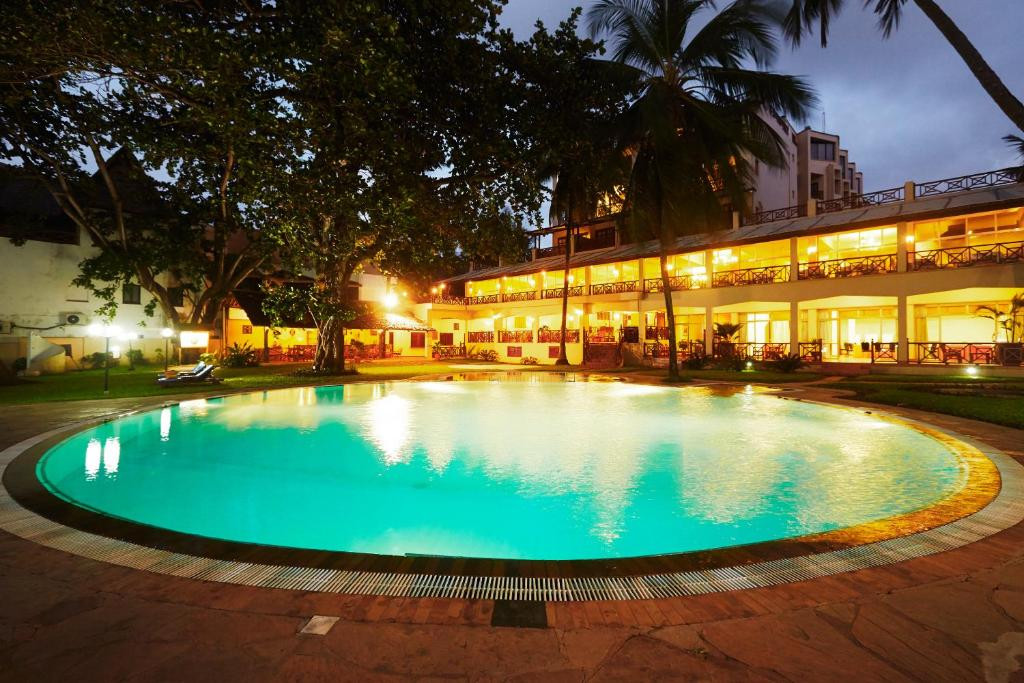 NEPTUNE BEACH RESORT 4*