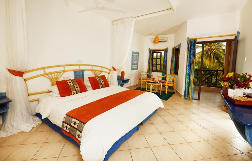 NEPTUNE BEACH RESORT 4*