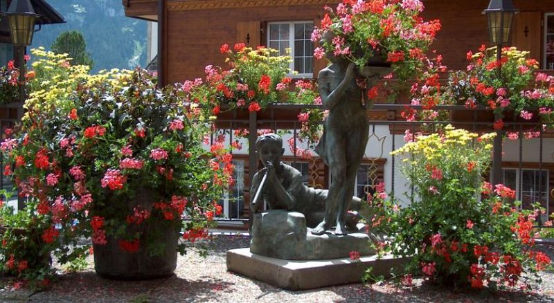 GLETSCHERGARTEN 3*