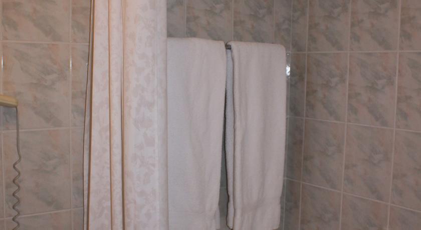 LA ROTONDE 3*