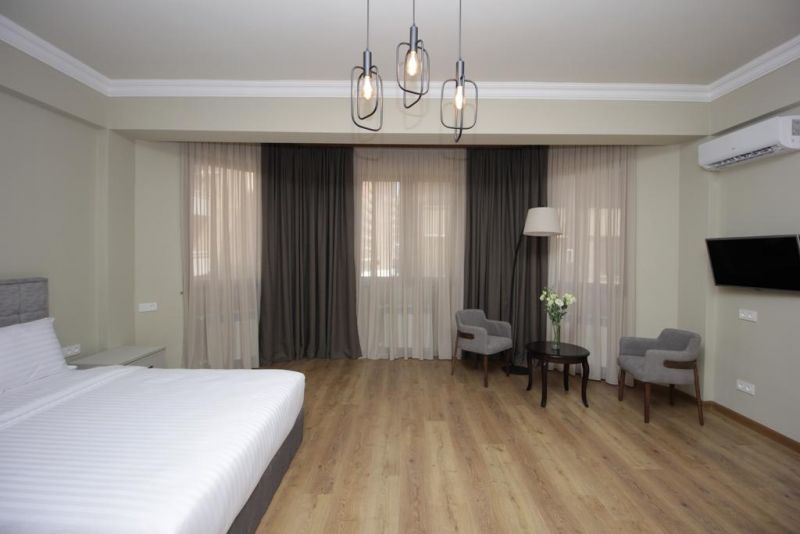 A HOTEL YEREVAN 3*