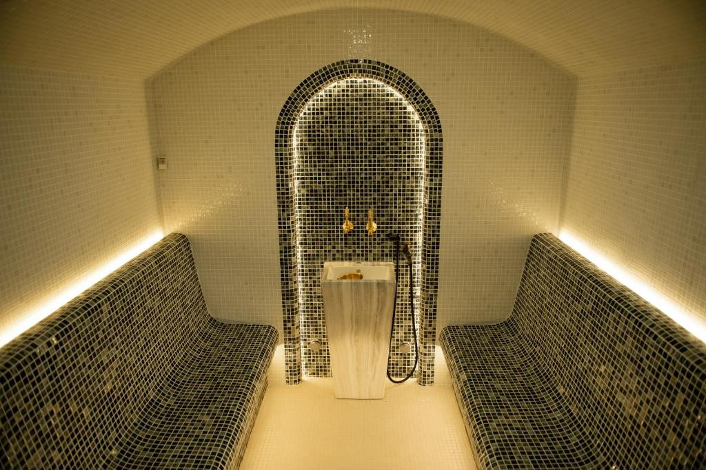 AIVAZOVSKY CONGRESS HOTEL & SPA 5*
