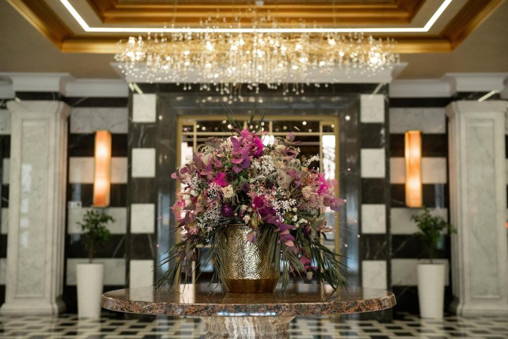 AIVAZOVSKY CONGRESS HOTEL & SPA 5*