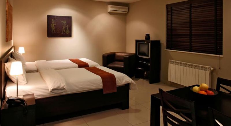 MEG HOTEL 3*