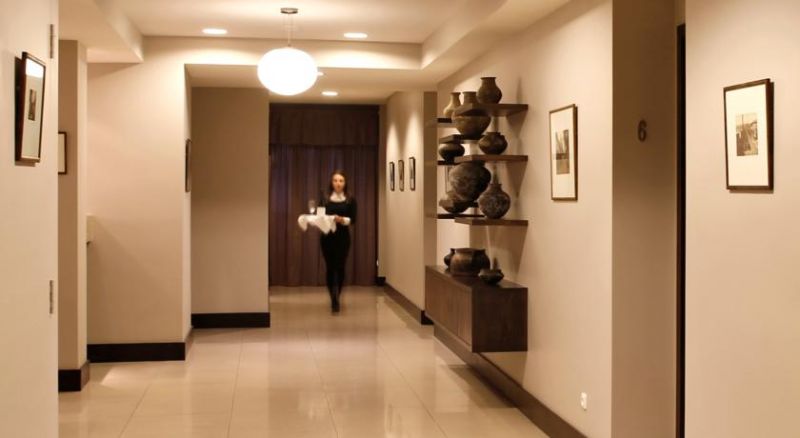 MEG HOTEL 3*