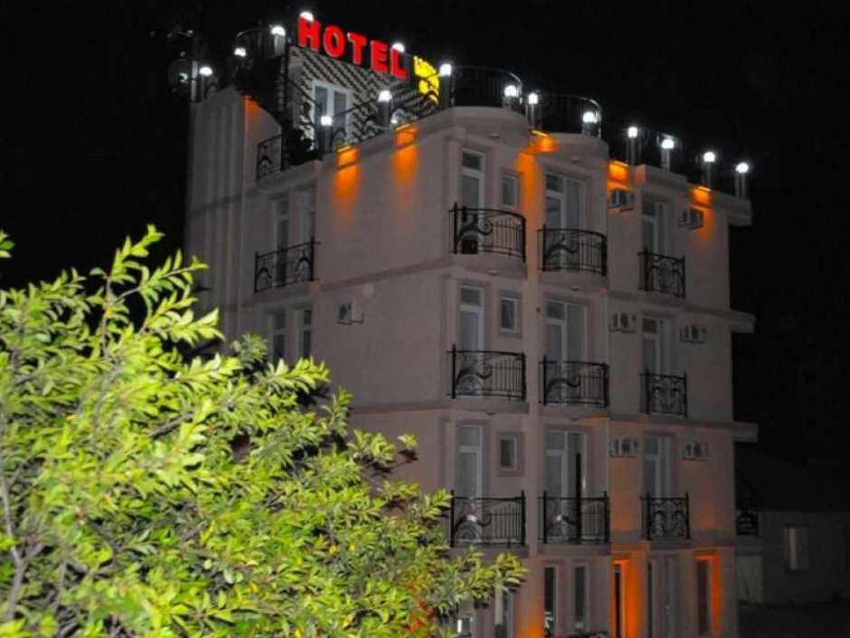 BEACH HOUSE BATUMI 3*