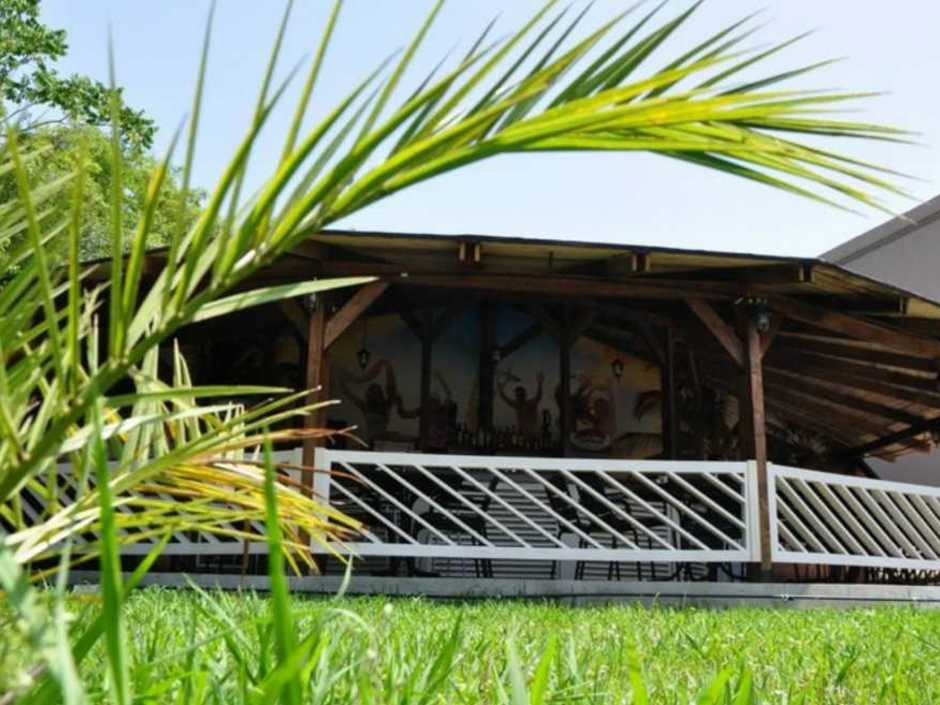 BEACH HOUSE BATUMI 3*