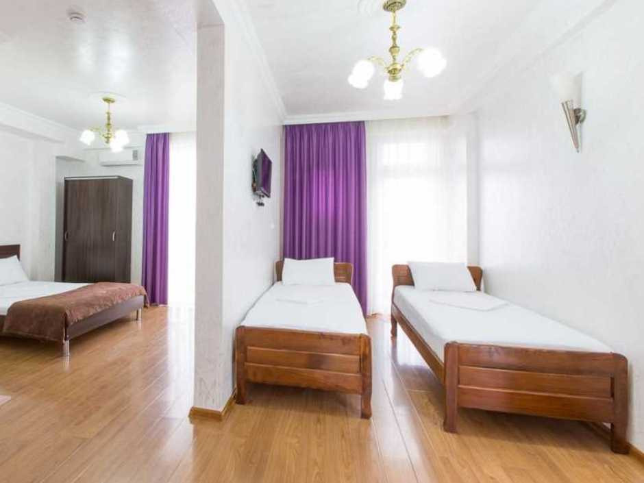 BEACH HOUSE BATUMI 3*