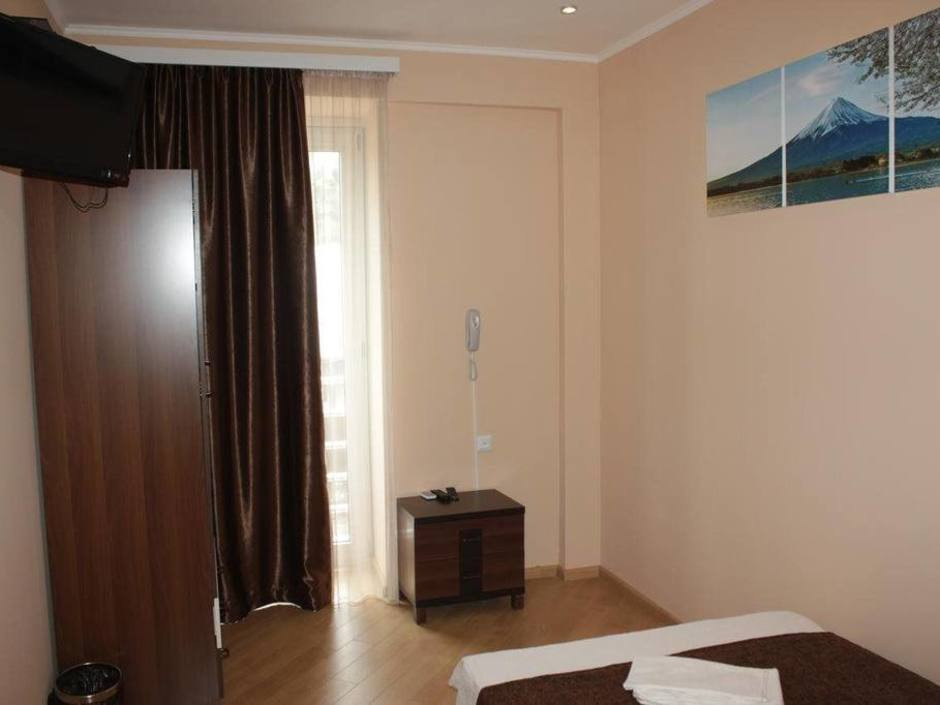 LONDON PALACE 3*