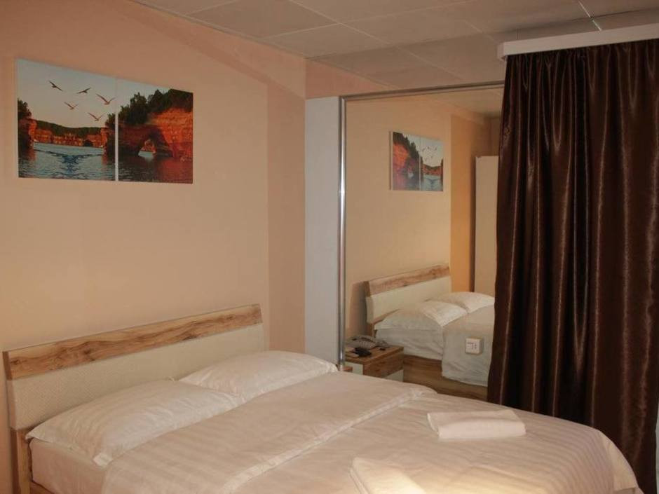 LONDON PALACE 3*