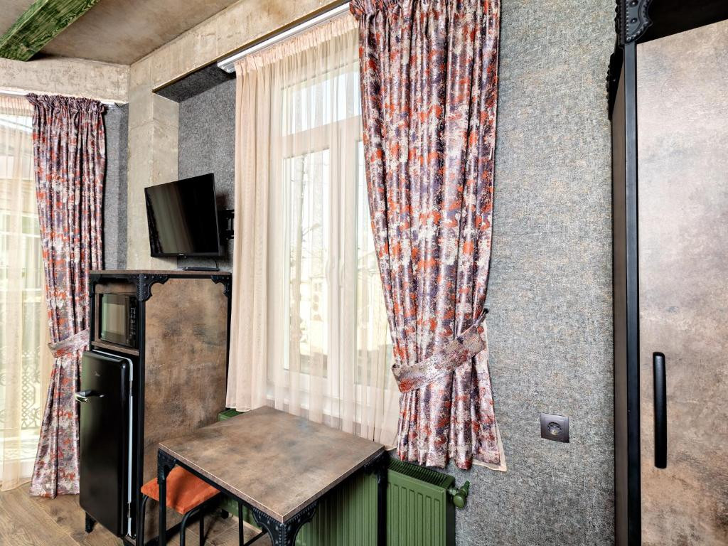 6 UNIQUE APARTMENTS 3*