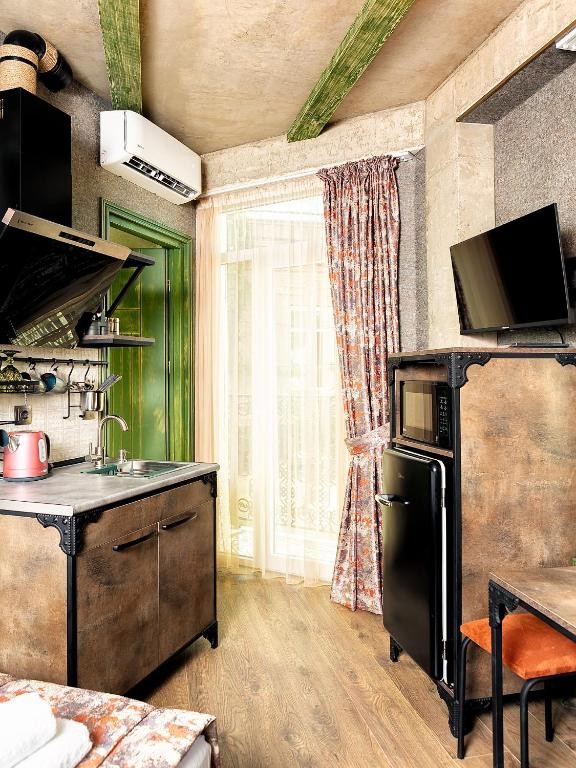 6 UNIQUE APARTMENTS 3*