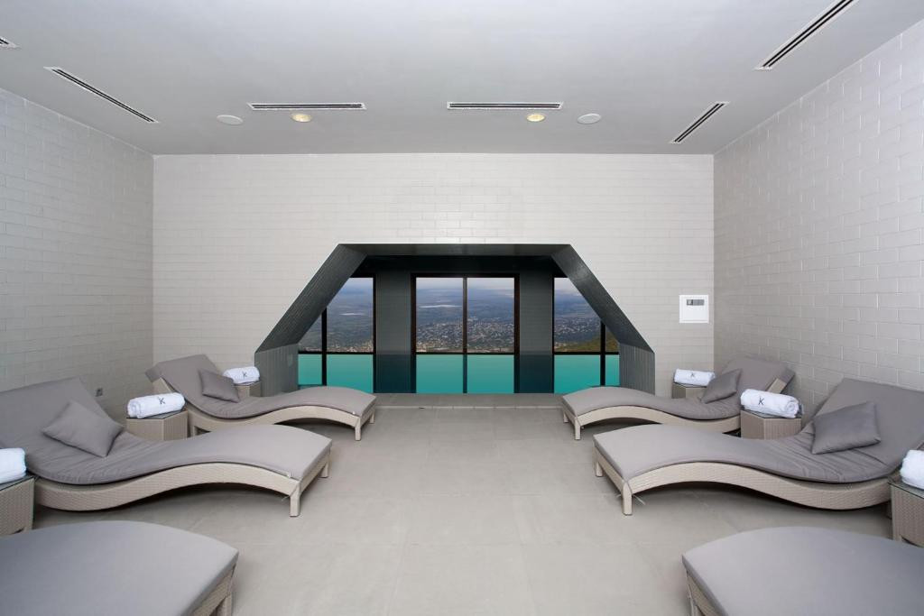 KABADONI BOUTIQUE 5*
