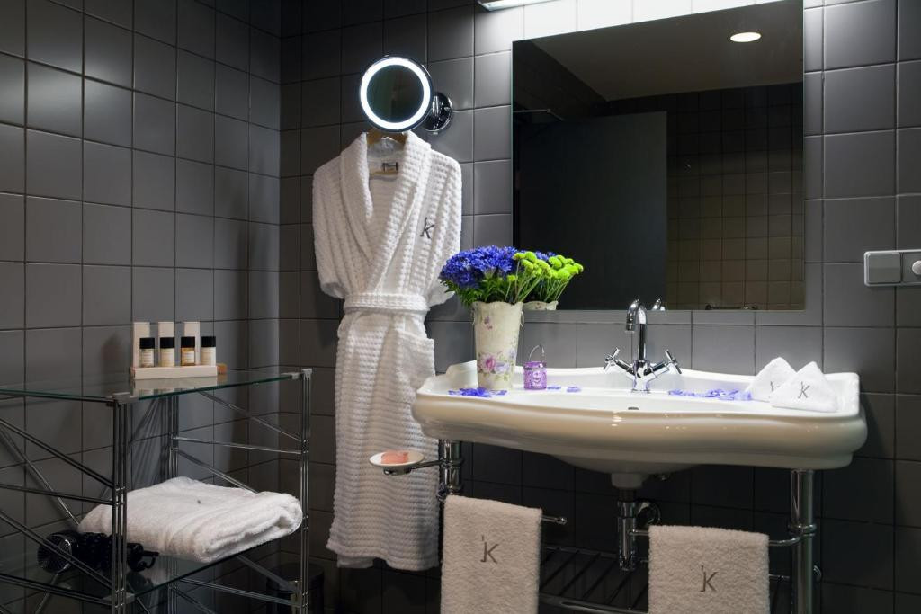 KABADONI BOUTIQUE 5*