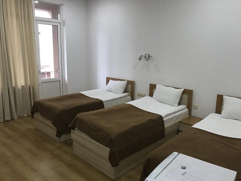 MARSEILLE 3*
