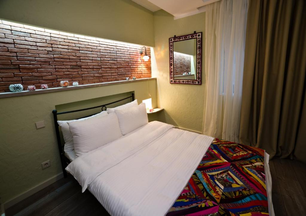 NO12 BOUTIQUE HOTEL 4*