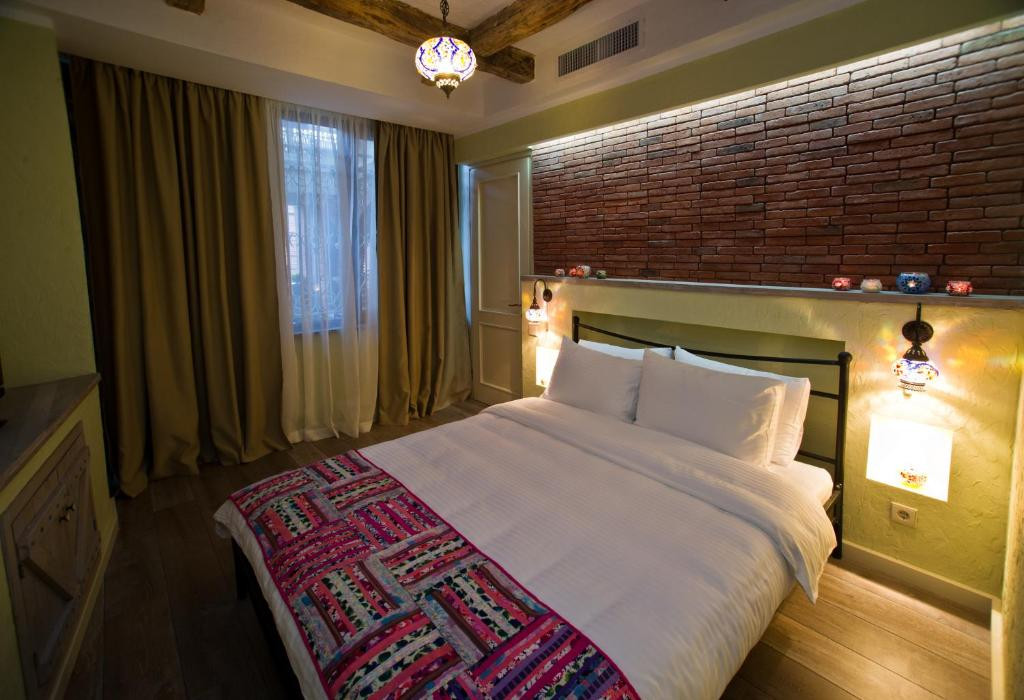 NO12 BOUTIQUE HOTEL 4*