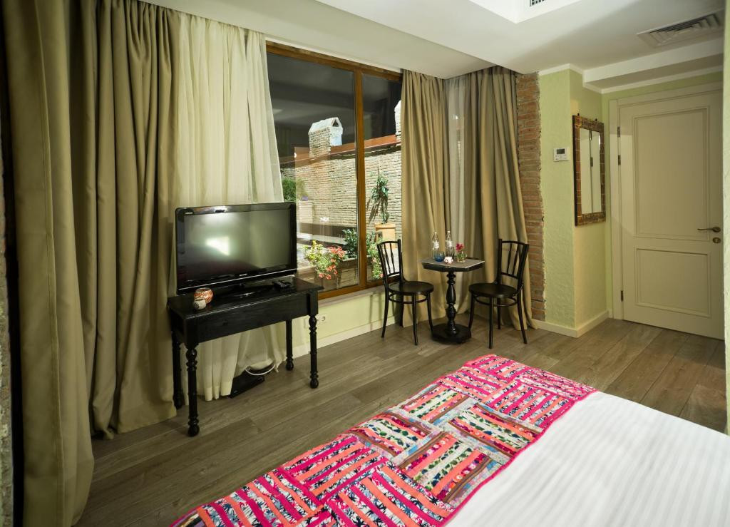 NO12 BOUTIQUE HOTEL 4*