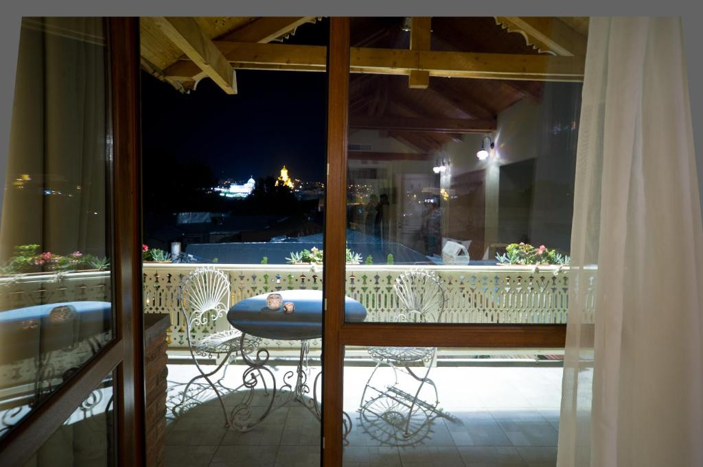 NO12 BOUTIQUE HOTEL 4*