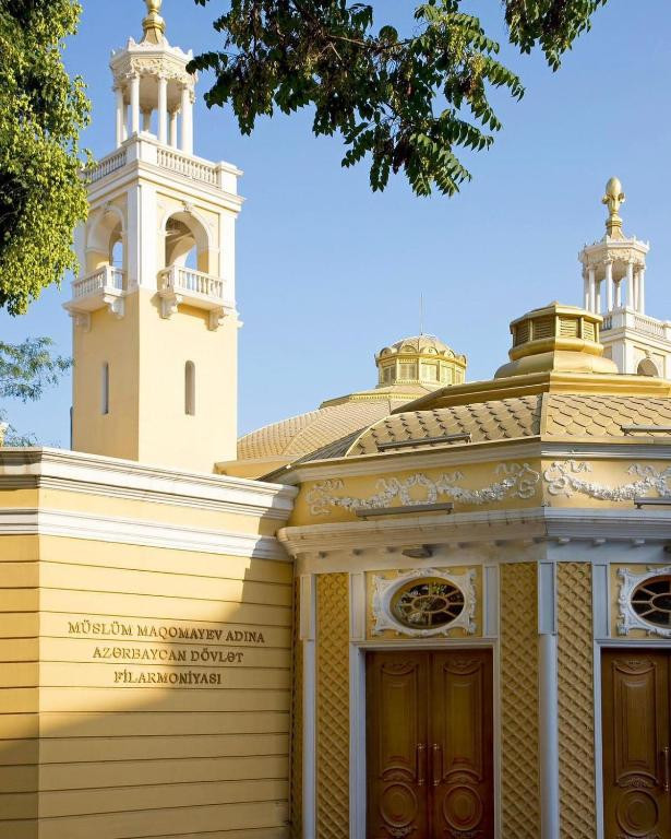 CENTRAL BAKU 4*