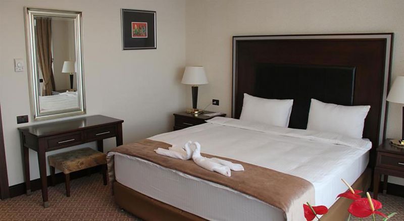 CHINAR HOTEL & SPA NAFTALAN 5*