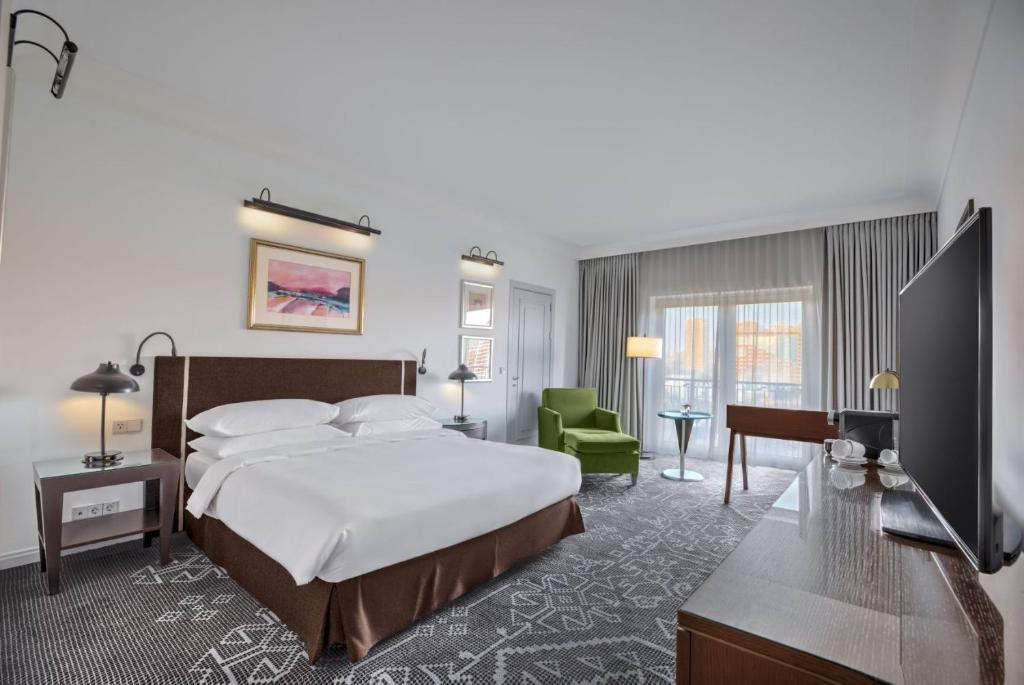 HYATT REGENCY BAKU 5*