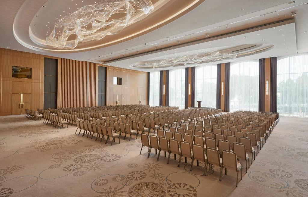 HYATT REGENCY TASHKENT 5*