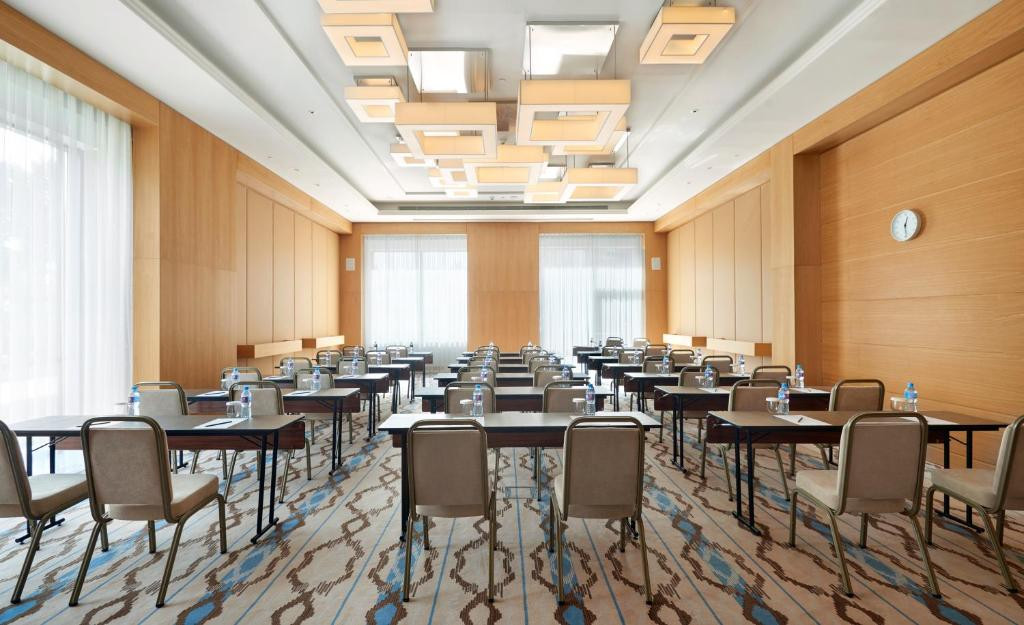 HYATT REGENCY TASHKENT 5*