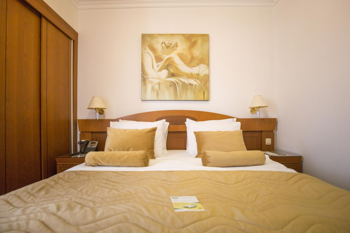 IZVOR 5*
