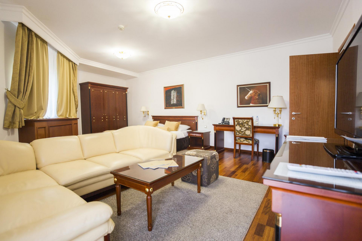 IZVOR 5*