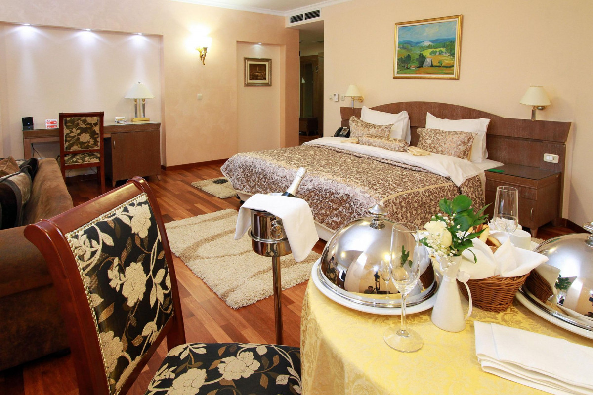 IZVOR 5*