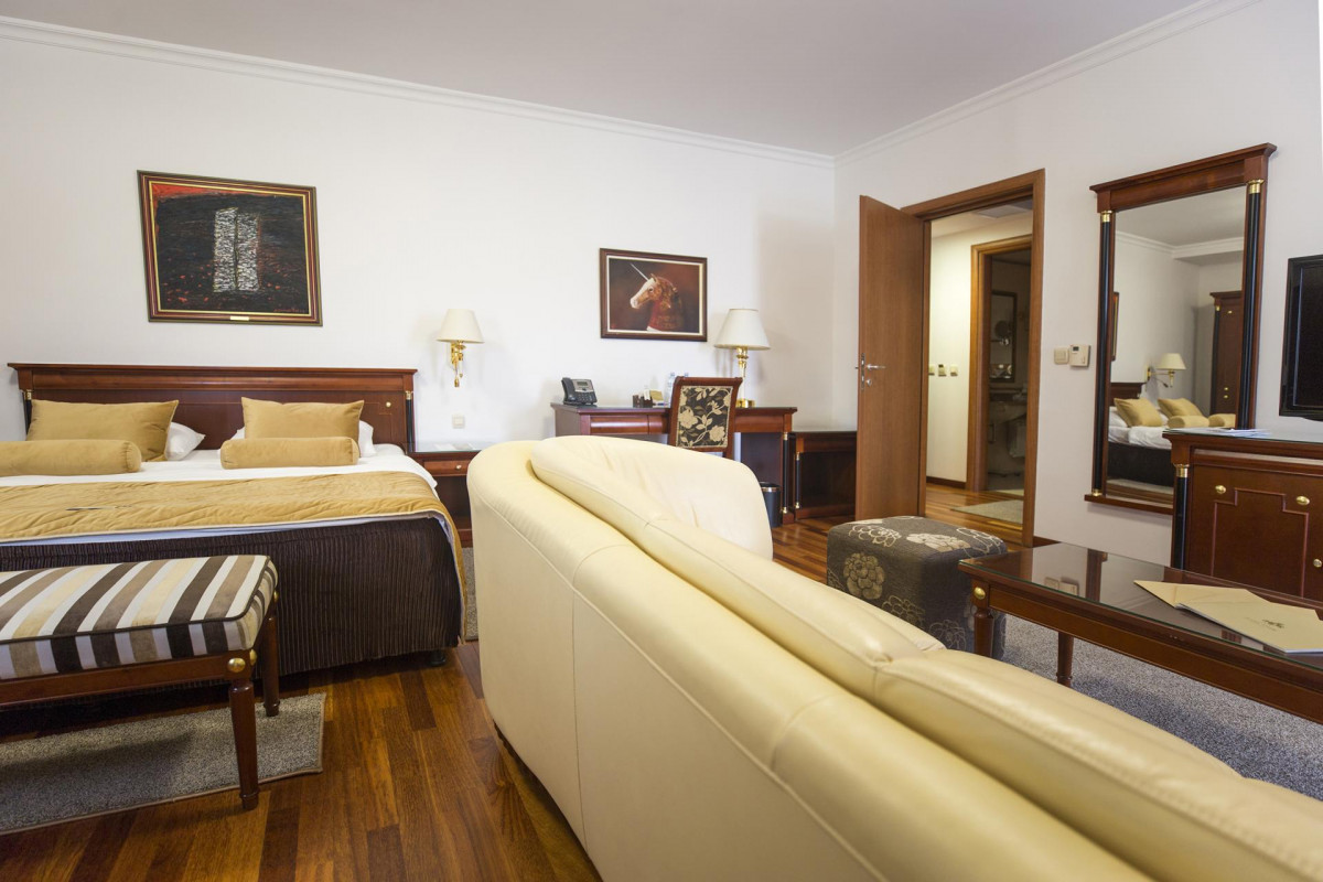 IZVOR 5*