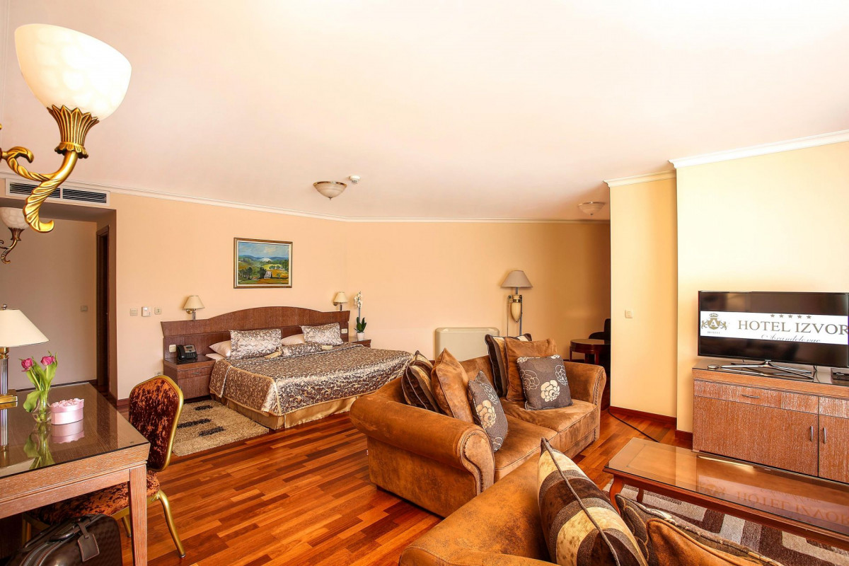 IZVOR 5*