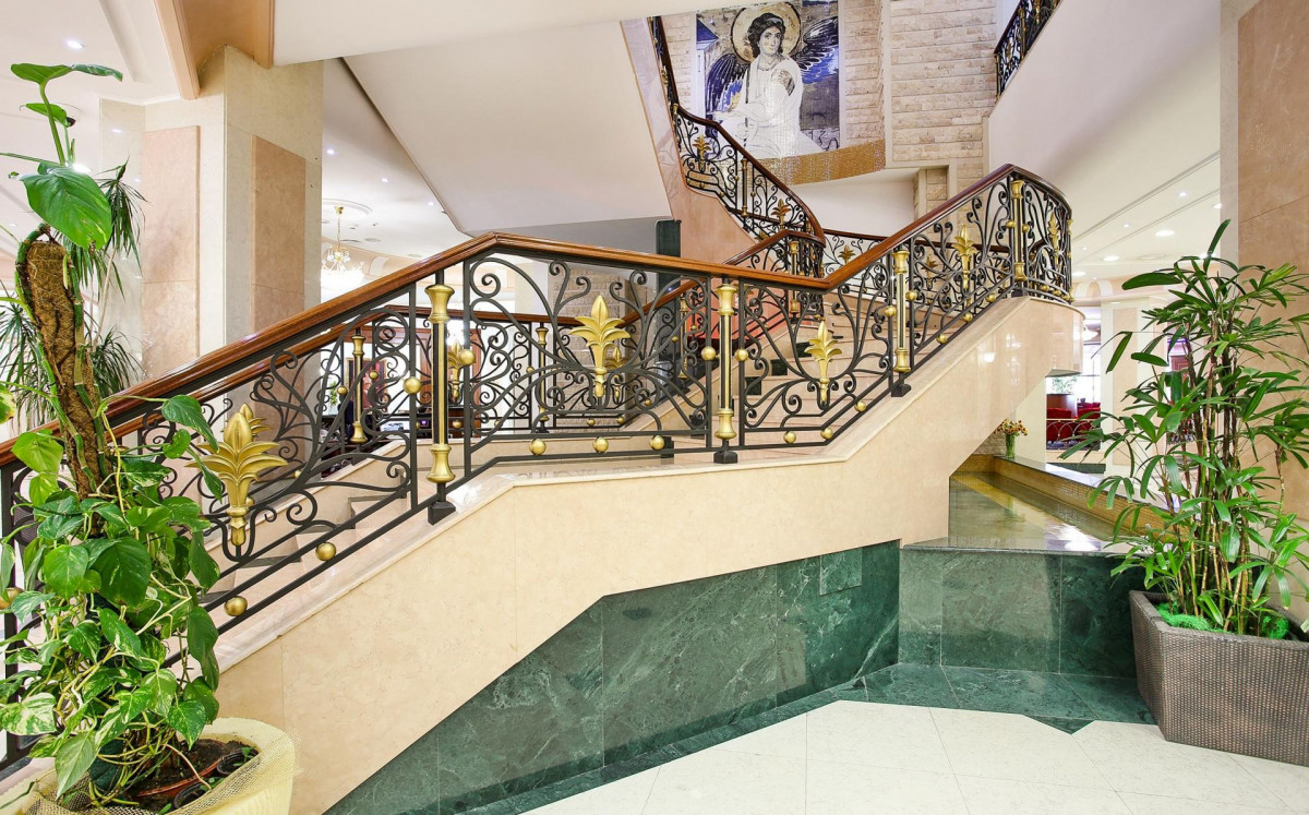 IZVOR 5*