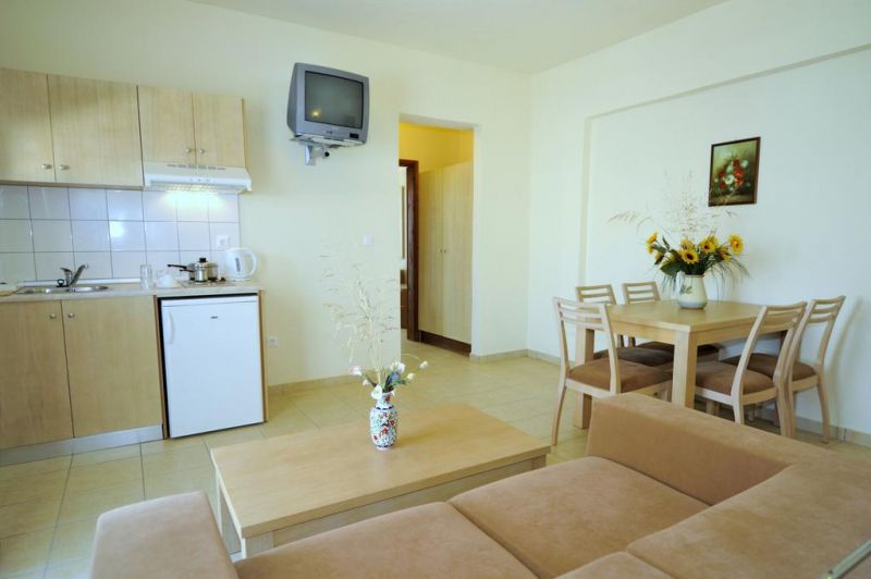 ANITA APART HOTEL 4*
