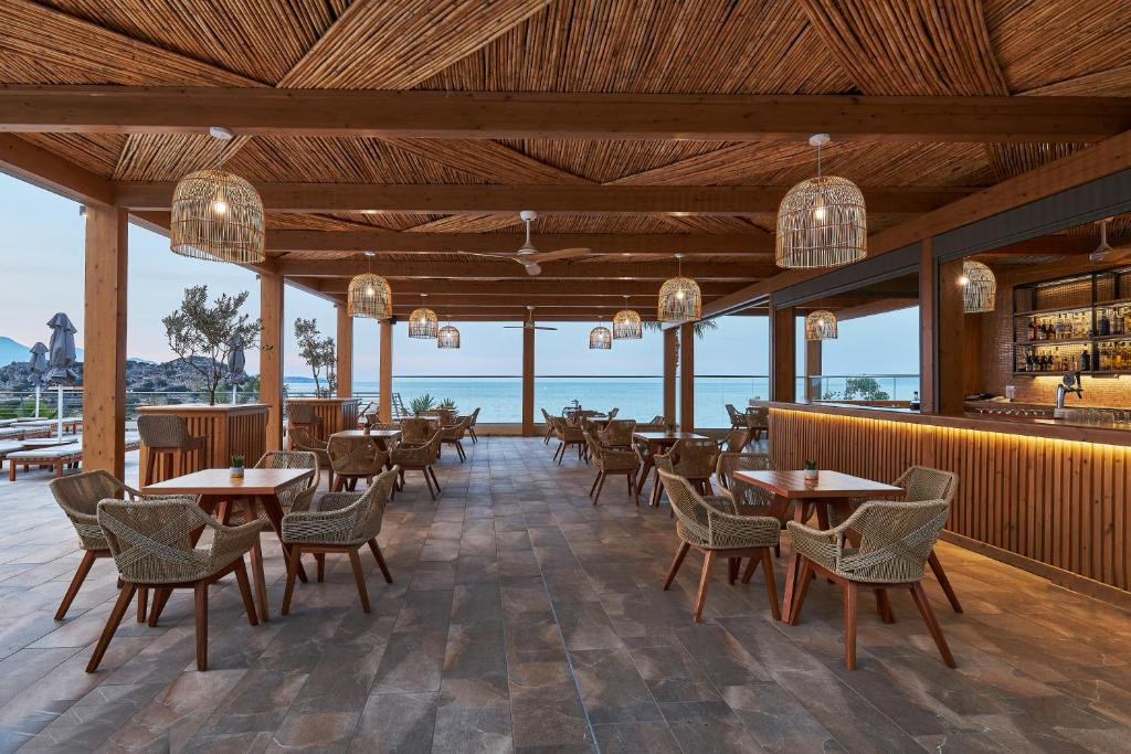 BLUE MARINE RESORT & SPA (EX. AQUIS BLUE MARINE & SPA) 5*