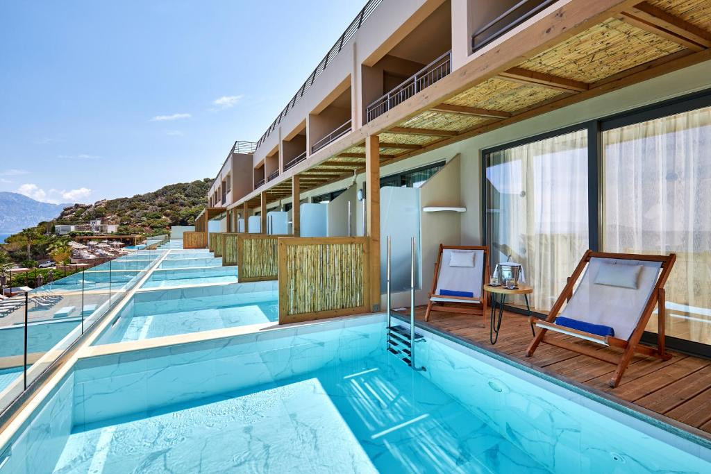 BLUE MARINE RESORT & SPA (EX. AQUIS BLUE MARINE & SPA) 5*
