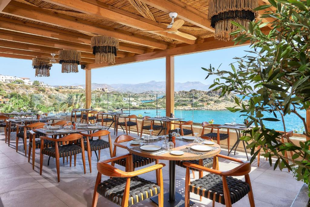 BLUE MARINE RESORT & SPA (EX. AQUIS BLUE MARINE & SPA) 5*