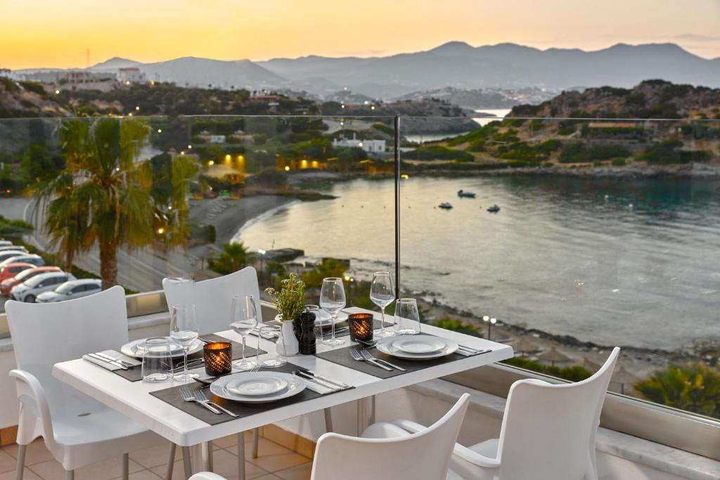 BLUE MARINE RESORT & SPA (EX. AQUIS BLUE MARINE & SPA) 5*