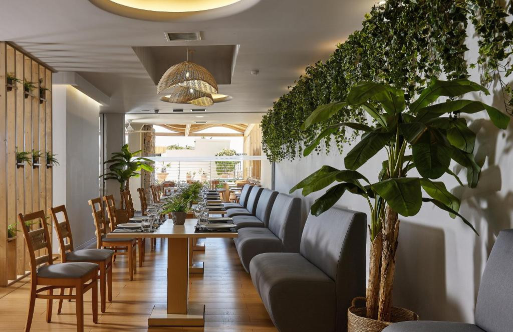 BLUE MARINE RESORT & SPA (EX. AQUIS BLUE MARINE & SPA) 5*