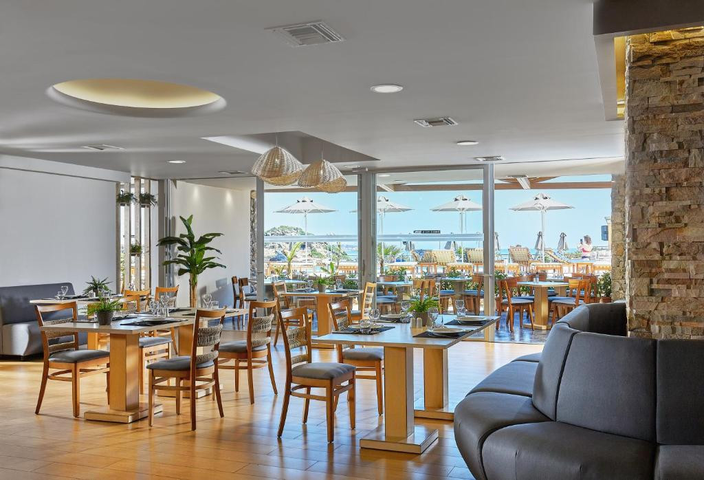 BLUE MARINE RESORT & SPA (EX. AQUIS BLUE MARINE & SPA) 5*