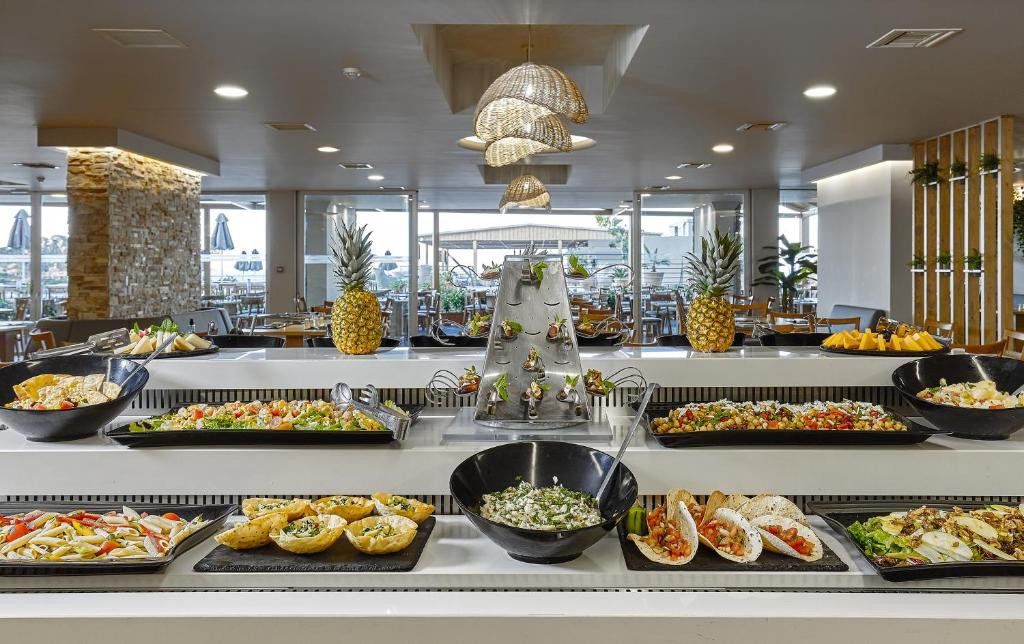 BLUE MARINE RESORT & SPA (EX. AQUIS BLUE MARINE & SPA) 5*