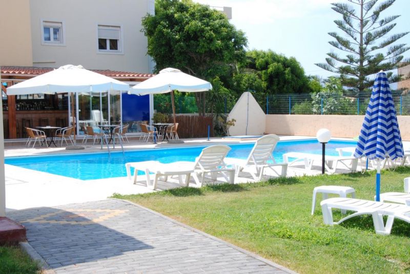 AUSTRALIA HOTEL 2*